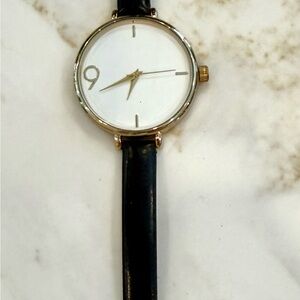 Elegant Gold and Black Minimalist Watch